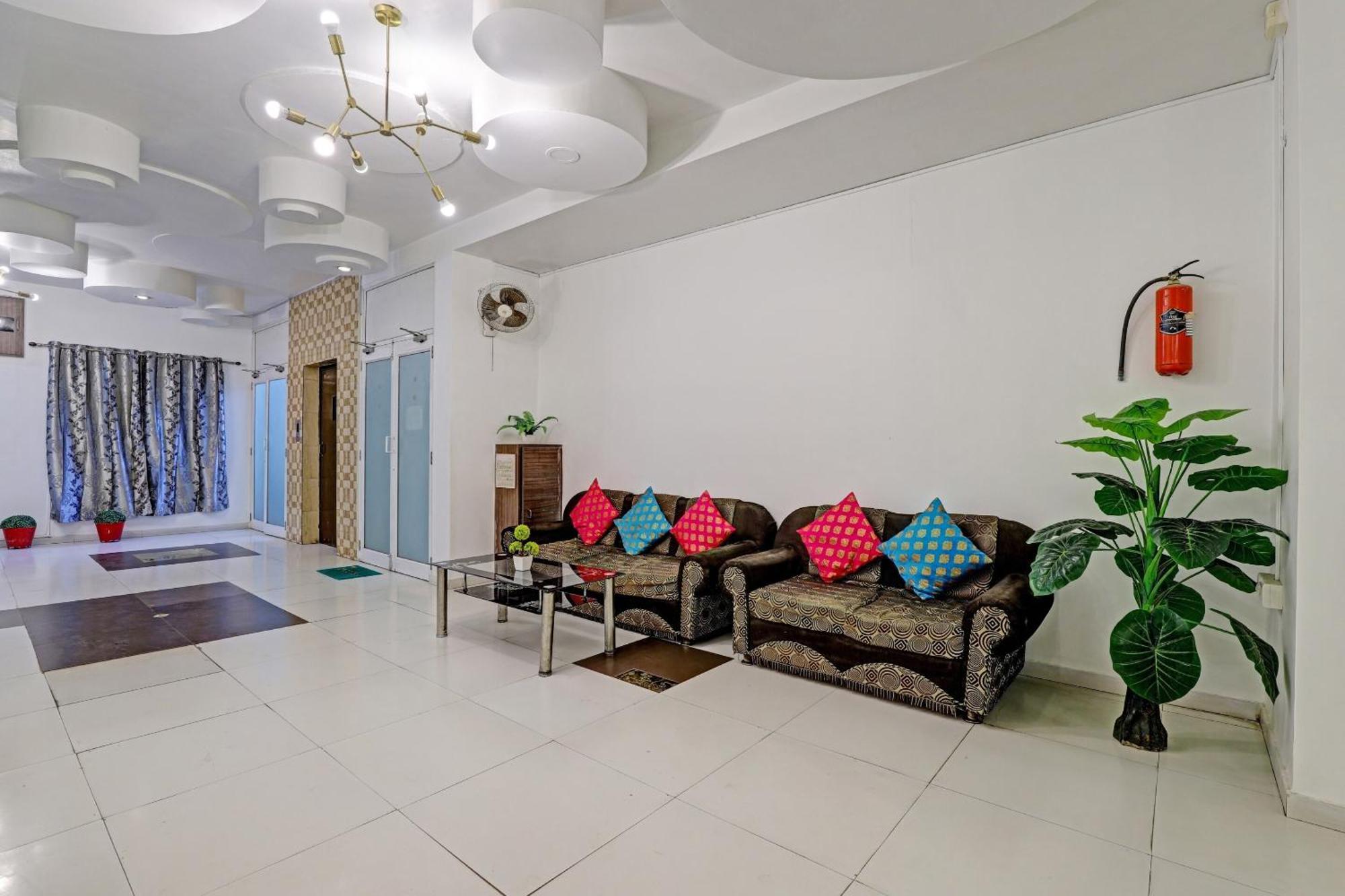 Hotel Velvet 拉杰果德 外观 照片